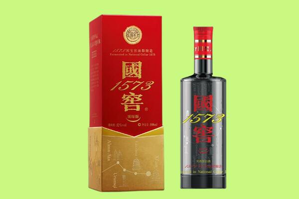 洋县回收国窖1573.jpg